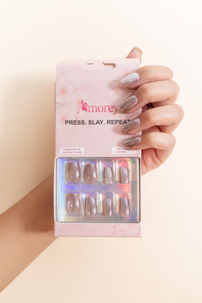 Glossy Girl